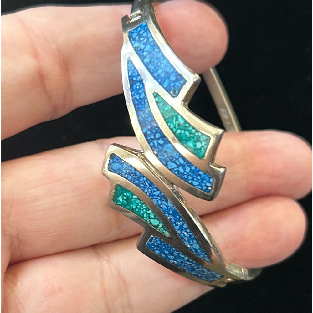Torquiose Sterling Silver Hinged Bangle 6”